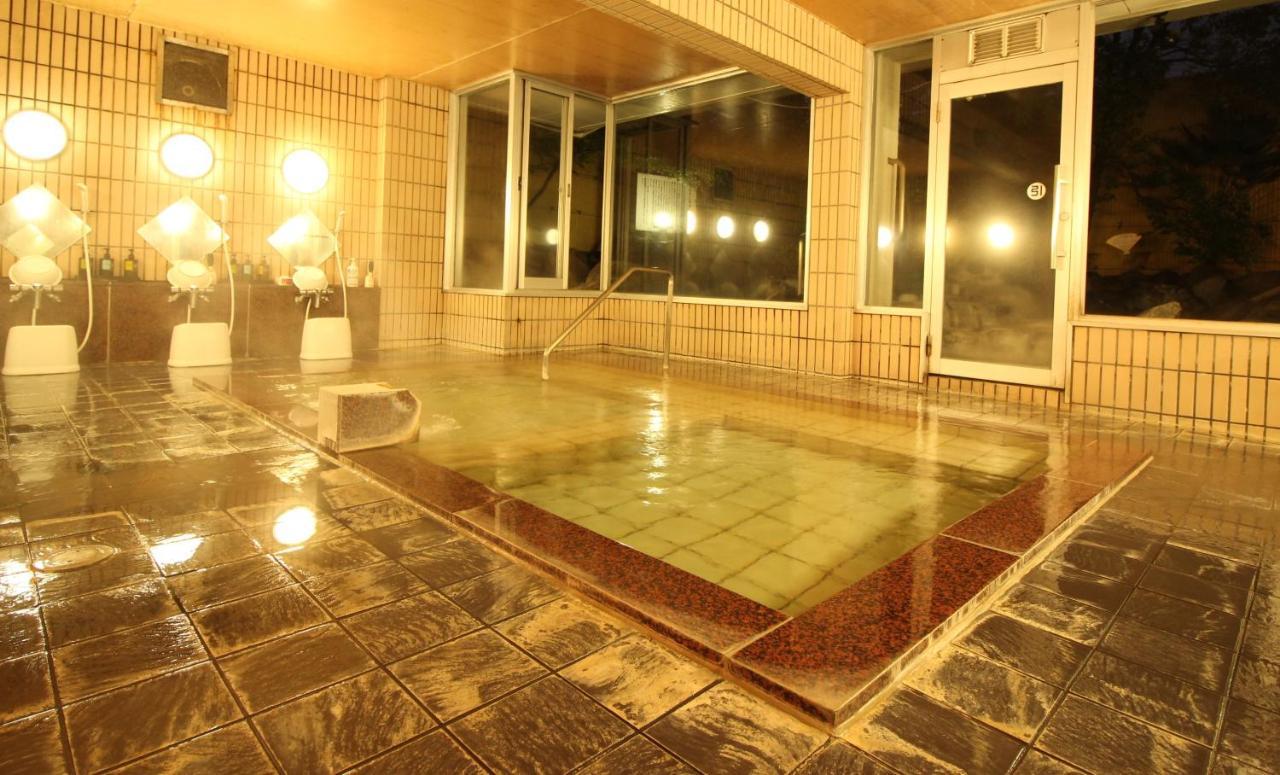 Hotel Hatta Fuefuki Luaran gambar