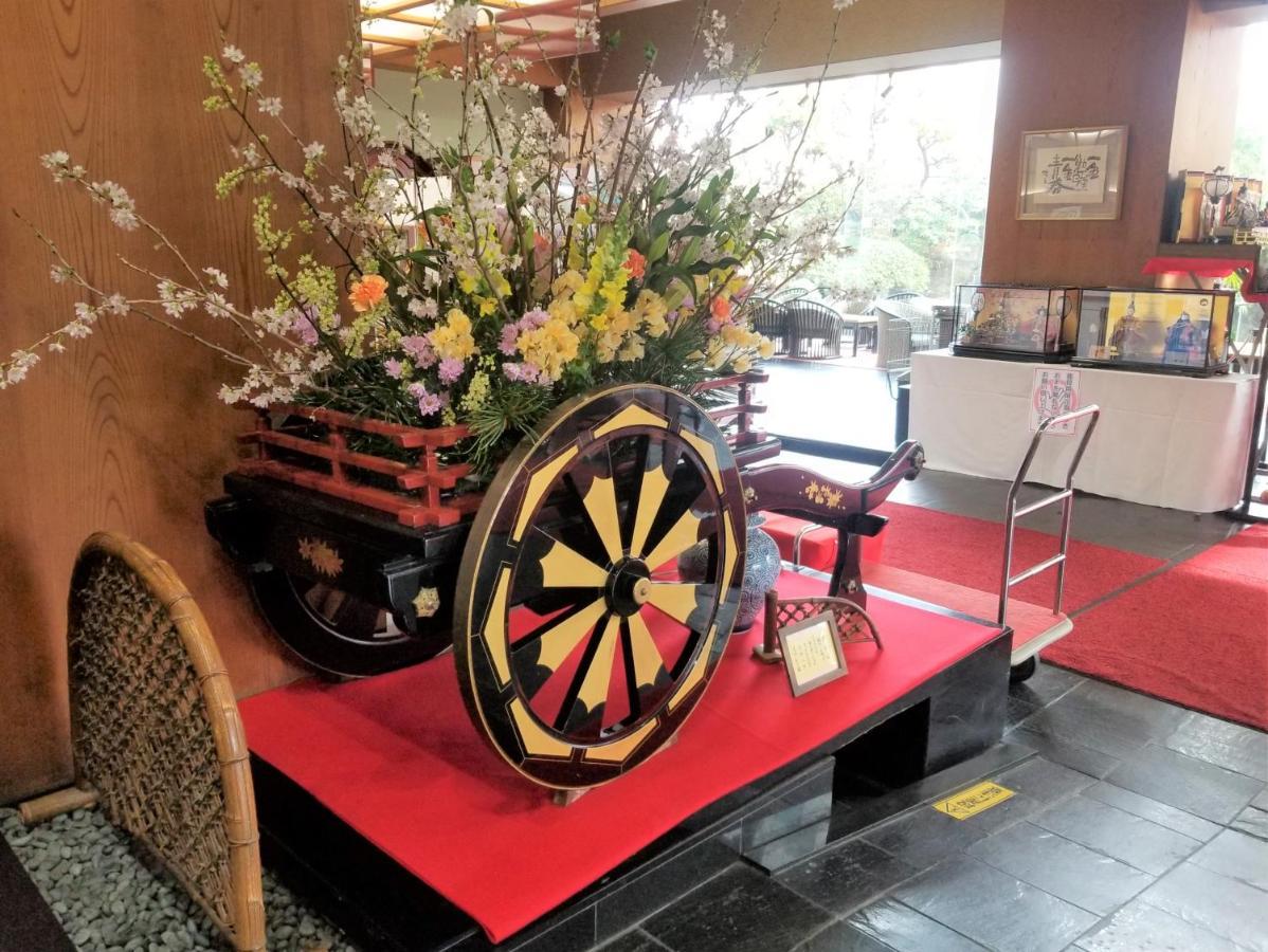 Hotel Hatta Fuefuki Luaran gambar
